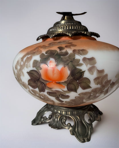 Vintage Gone with the Wind Hurricane Table Lamp