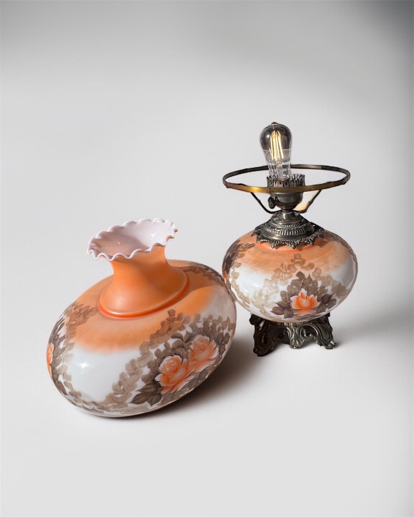 Vintage Gone with the Wind Hurricane Table Lamp